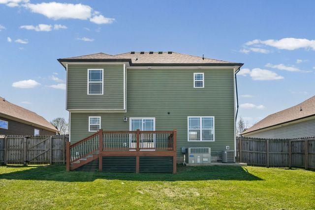 517 Sourwood Dr, Clarksville, TN 37042