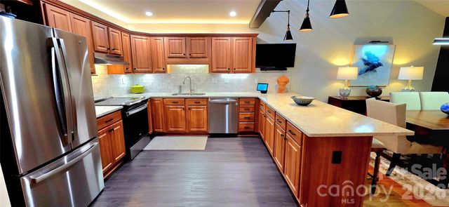308 Woodfield Drive, Asheville, NC 28803
