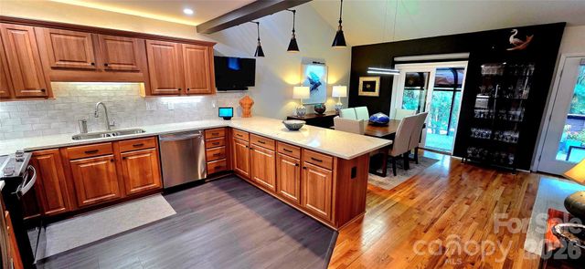 308 Woodfield Drive, Asheville, NC 28803