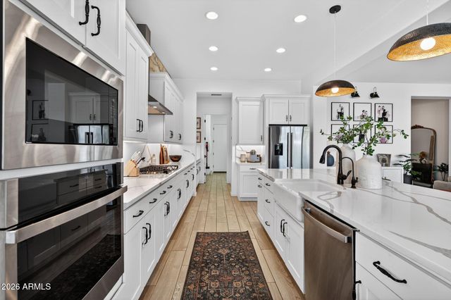 8146 E JUNE Street, Mesa, AZ 85207