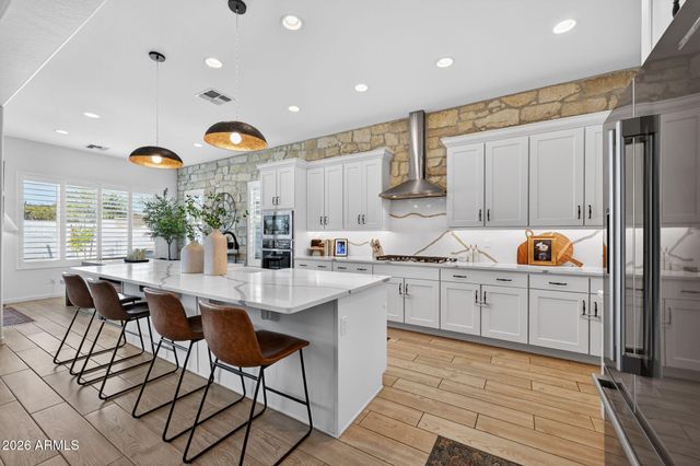 8146 E JUNE Street, Mesa, AZ 85207