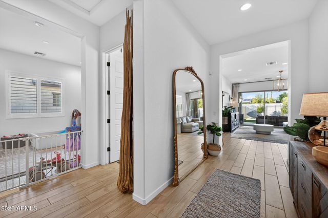 8146 E JUNE Street, Mesa, AZ 85207