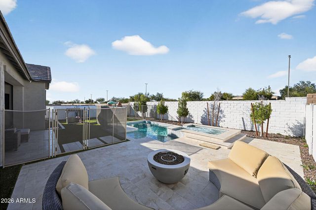 8146 E JUNE Street, Mesa, AZ 85207