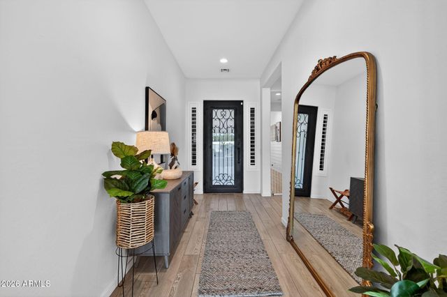 8146 E JUNE Street, Mesa, AZ 85207