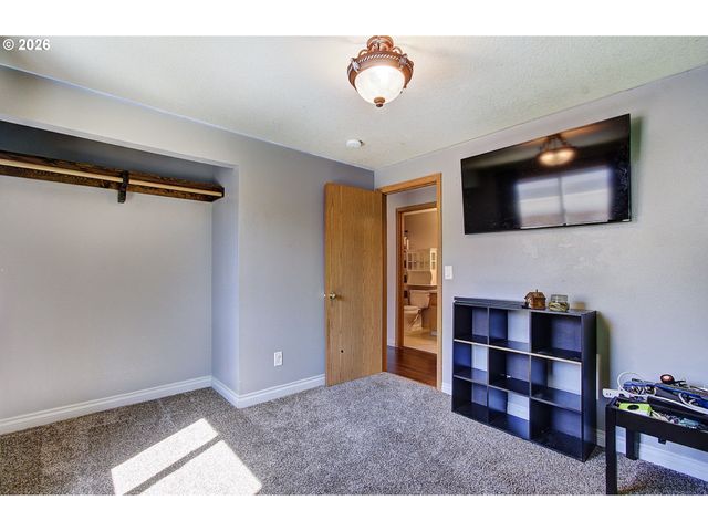 700 Nw 24TH St, Battle Ground, WA 98604