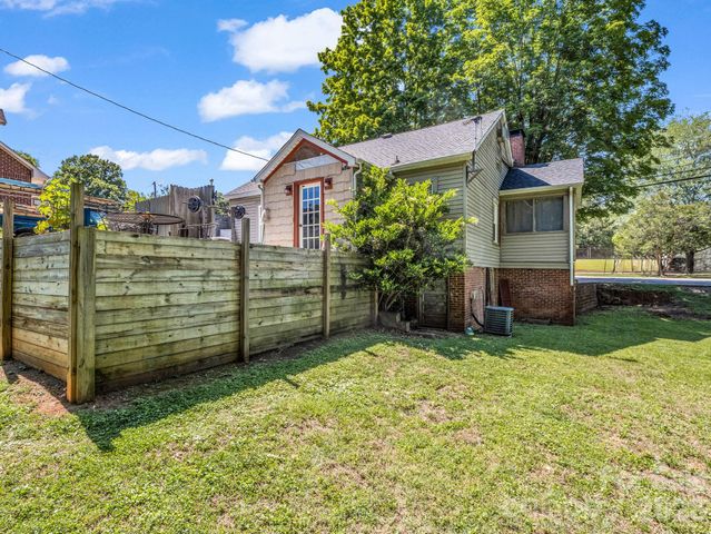 173 Maple Street, Rutherfordton, NC 28139