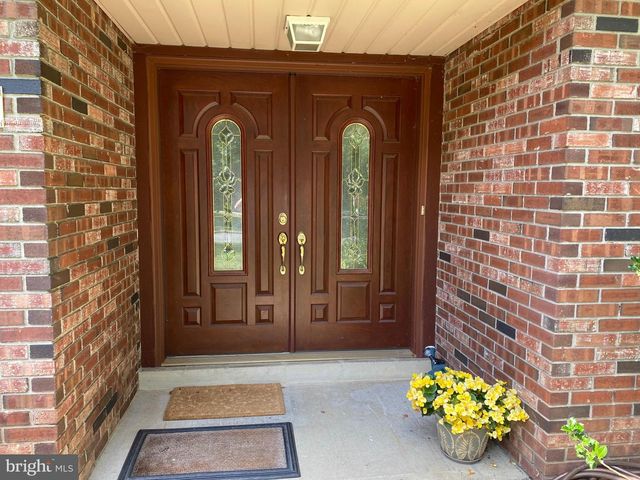 46 HAMILTON LN S, Plainsboro, NJ 08536
