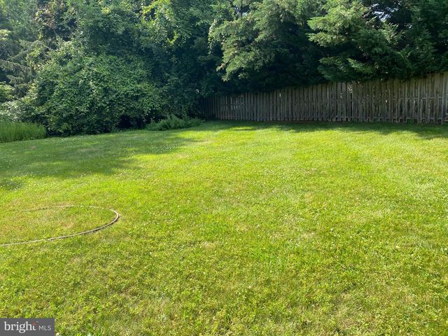 46 HAMILTON LN S, Plainsboro, NJ 08536