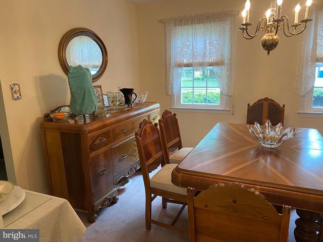 46 HAMILTON LN S, Plainsboro, NJ 08536