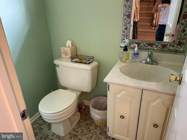 46 HAMILTON LN S, Plainsboro, NJ 08536