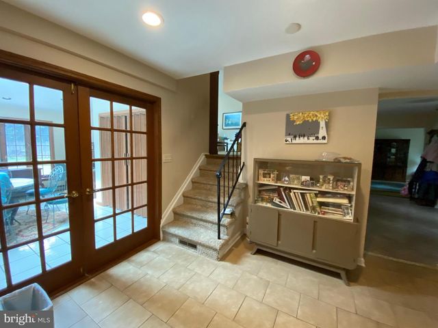 46 HAMILTON LN S, Plainsboro, NJ 08536