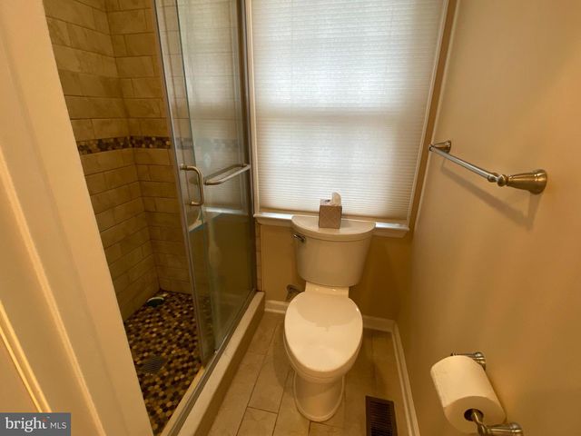 46 HAMILTON LN S, Plainsboro, NJ 08536