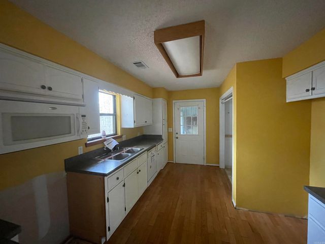 2 Cullera Lane, Hot Springs Village, AR 71909