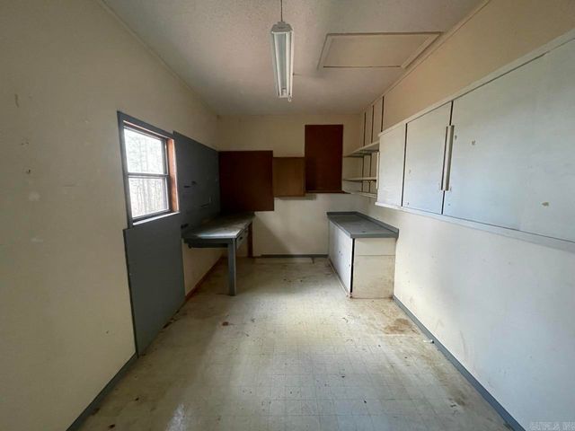 2 Cullera Lane, Hot Springs Village, AR 71909