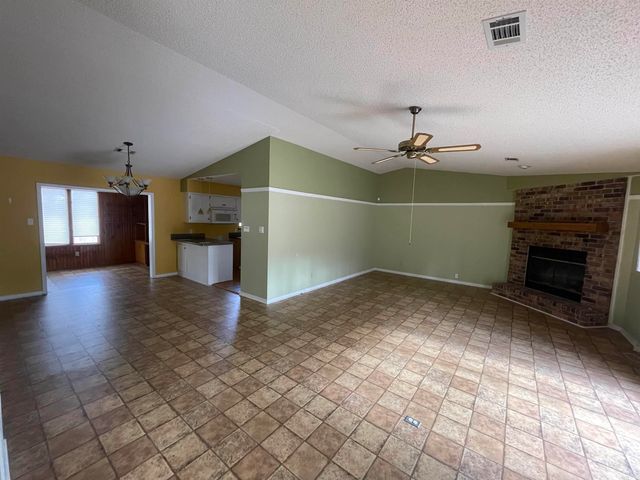 2 Cullera Lane, Hot Springs Village, AR 71909