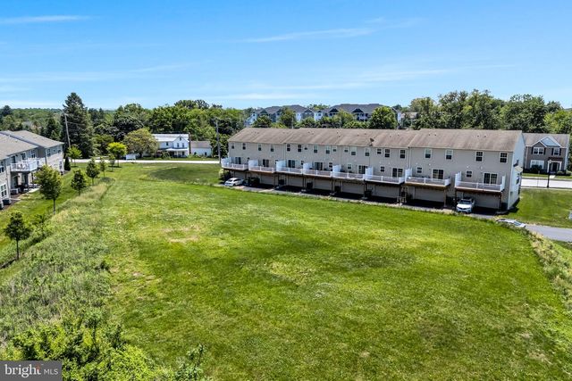 4520 LAUREL VALLEY LN, Enola, PA 17025