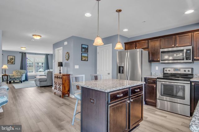 4520 LAUREL VALLEY LN, Enola, PA 17025