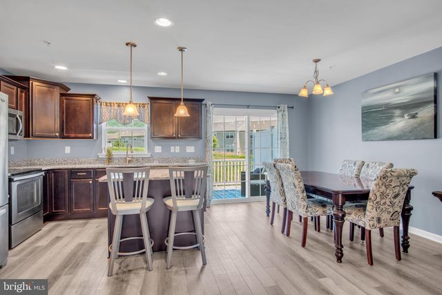 4520 LAUREL VALLEY LN, Enola, PA 17025