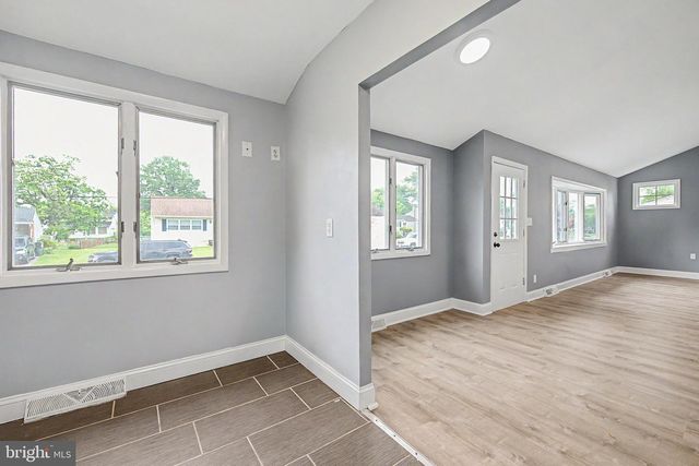 16 MALVERN RD, Newark, DE 19713
