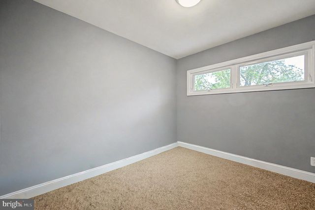 16 MALVERN RD, Newark, DE 19713
