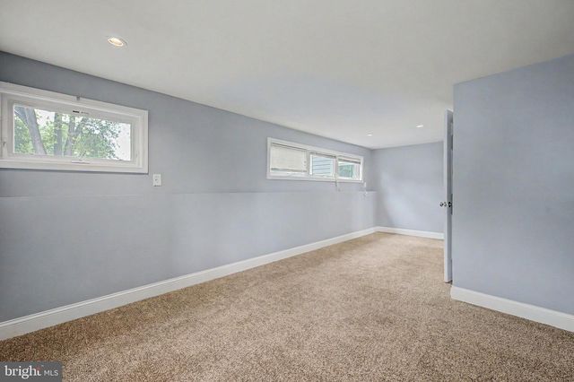 16 MALVERN RD, Newark, DE 19713