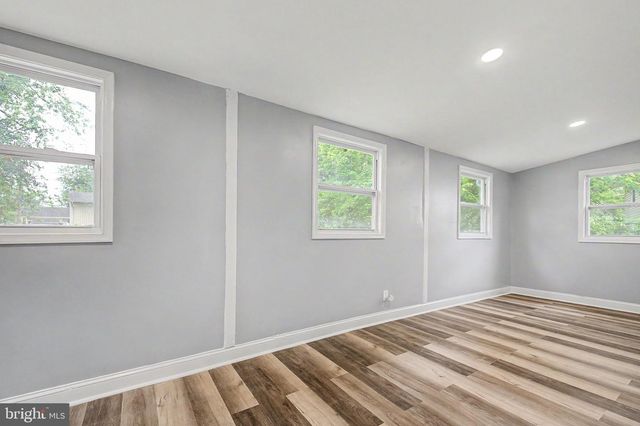 16 MALVERN RD, Newark, DE 19713