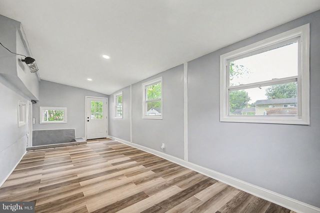 16 MALVERN RD, Newark, DE 19713