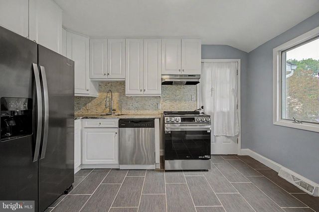 16 MALVERN RD, Newark, DE 19713