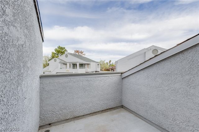 5568 Orchard Lane 140, Las Vegas, NV 89110