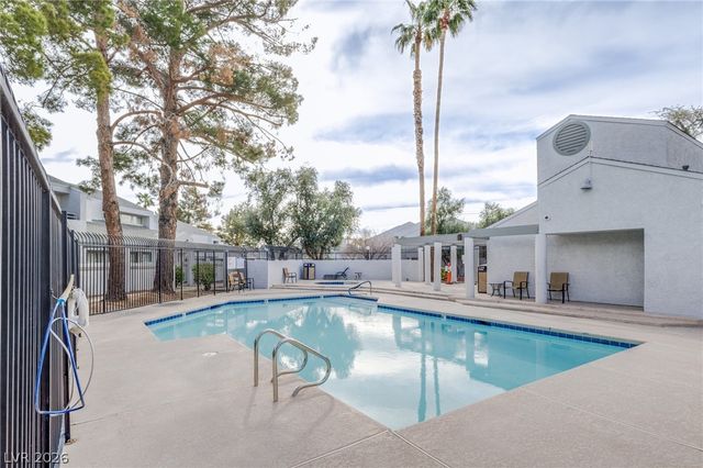 5568 Orchard Lane 140, Las Vegas, NV 89110