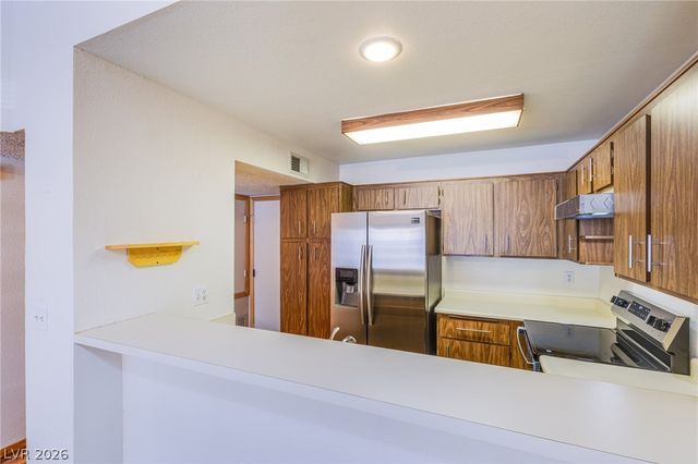 5568 Orchard Lane 140, Las Vegas, NV 89110