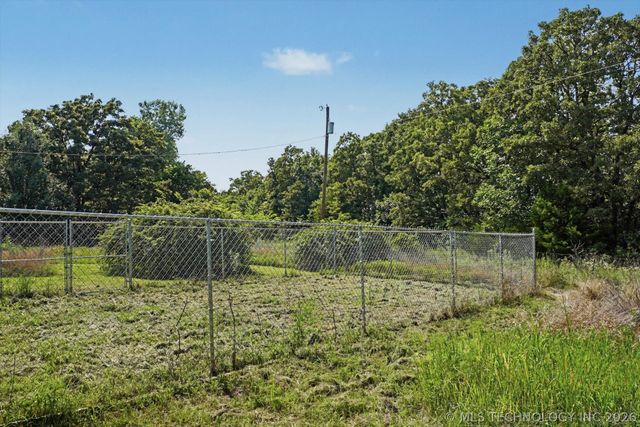 9315 N 27th West Avenue, Sperry, OK 74073