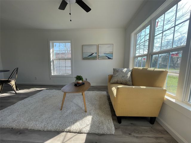 1305 Hobson Avenue, Mckinney, TX 75069