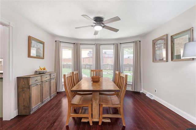 2127 S 15th Street, Leavenworth, KS 66048