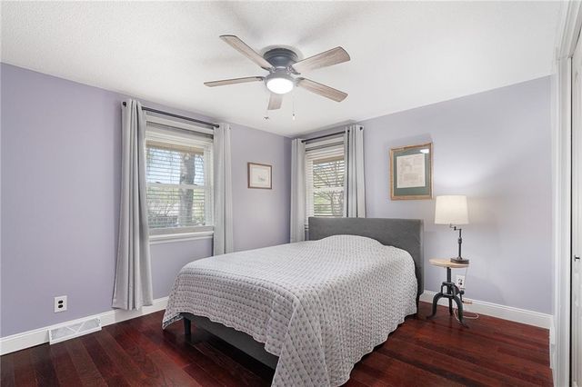 2127 S 15th Street, Leavenworth, KS 66048
