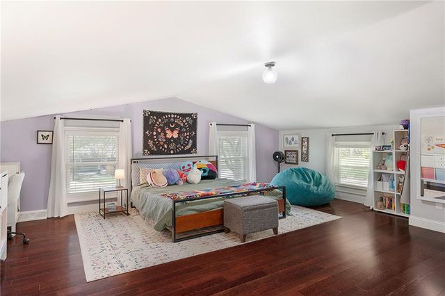 2127 S 15th Street, Leavenworth, KS 66048