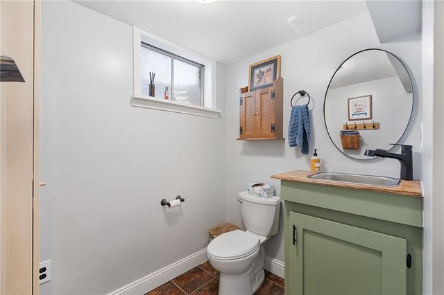 2127 S 15th Street, Leavenworth, KS 66048