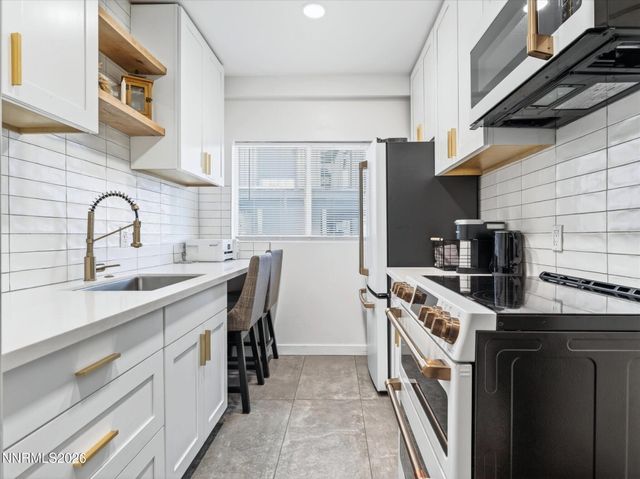 648 Lakeview Drive, Zephyr Cove, NV 89448