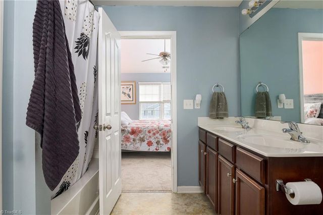 172 Larck Crest Lane, Winston-salem, NC 27107