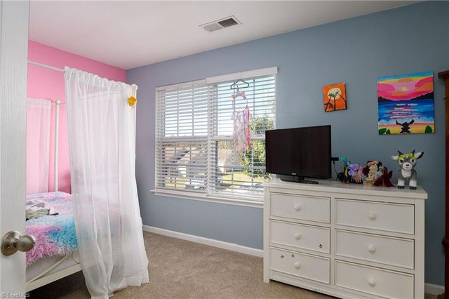 172 Larck Crest Lane, Winston-salem, NC 27107