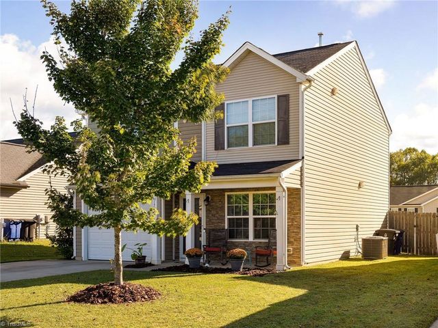 172 Larck Crest Lane, Winston-salem, NC 27107