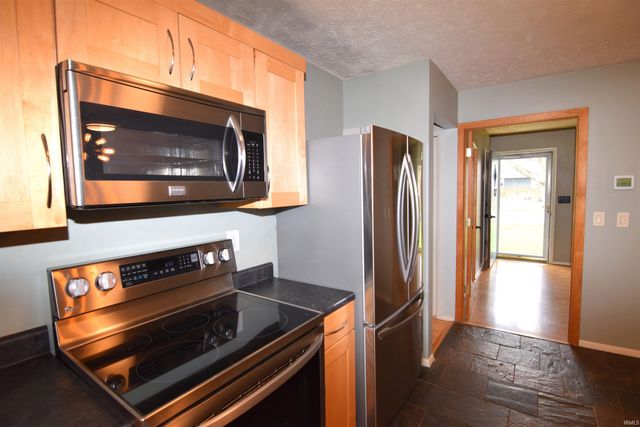 2405 N Old Towne Lane, Muncie, IN 47304