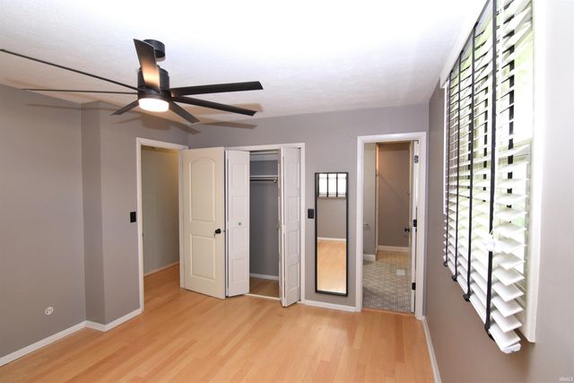 2405 N Old Towne Lane, Muncie, IN 47304