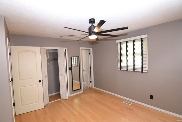 2405 N Old Towne Lane, Muncie, IN 47304