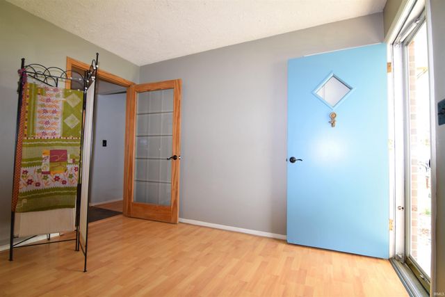2405 N Old Towne Lane, Muncie, IN 47304