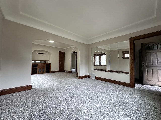 4515 N 27th STREET, Milwaukee, WI 53209