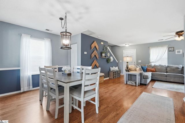 25 Willow Bend Drive, Taylors, SC 29687