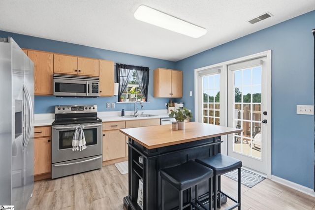 25 Willow Bend Drive, Taylors, SC 29687