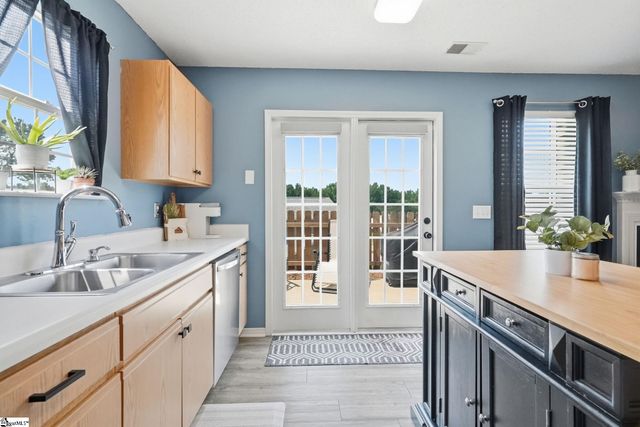 25 Willow Bend Drive, Taylors, SC 29687
