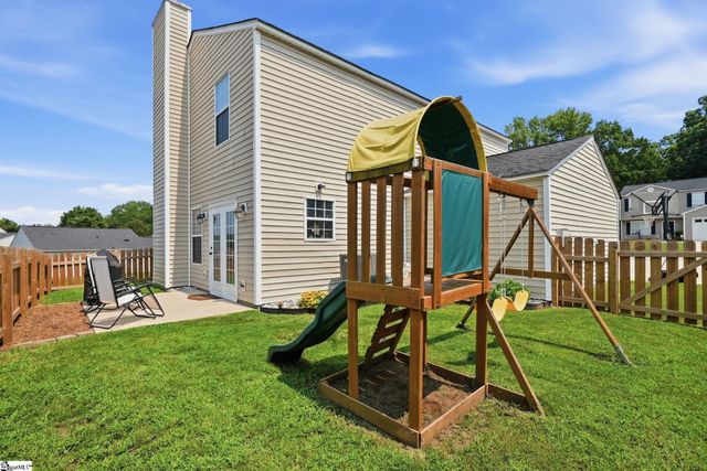 25 Willow Bend Drive, Taylors, SC 29687